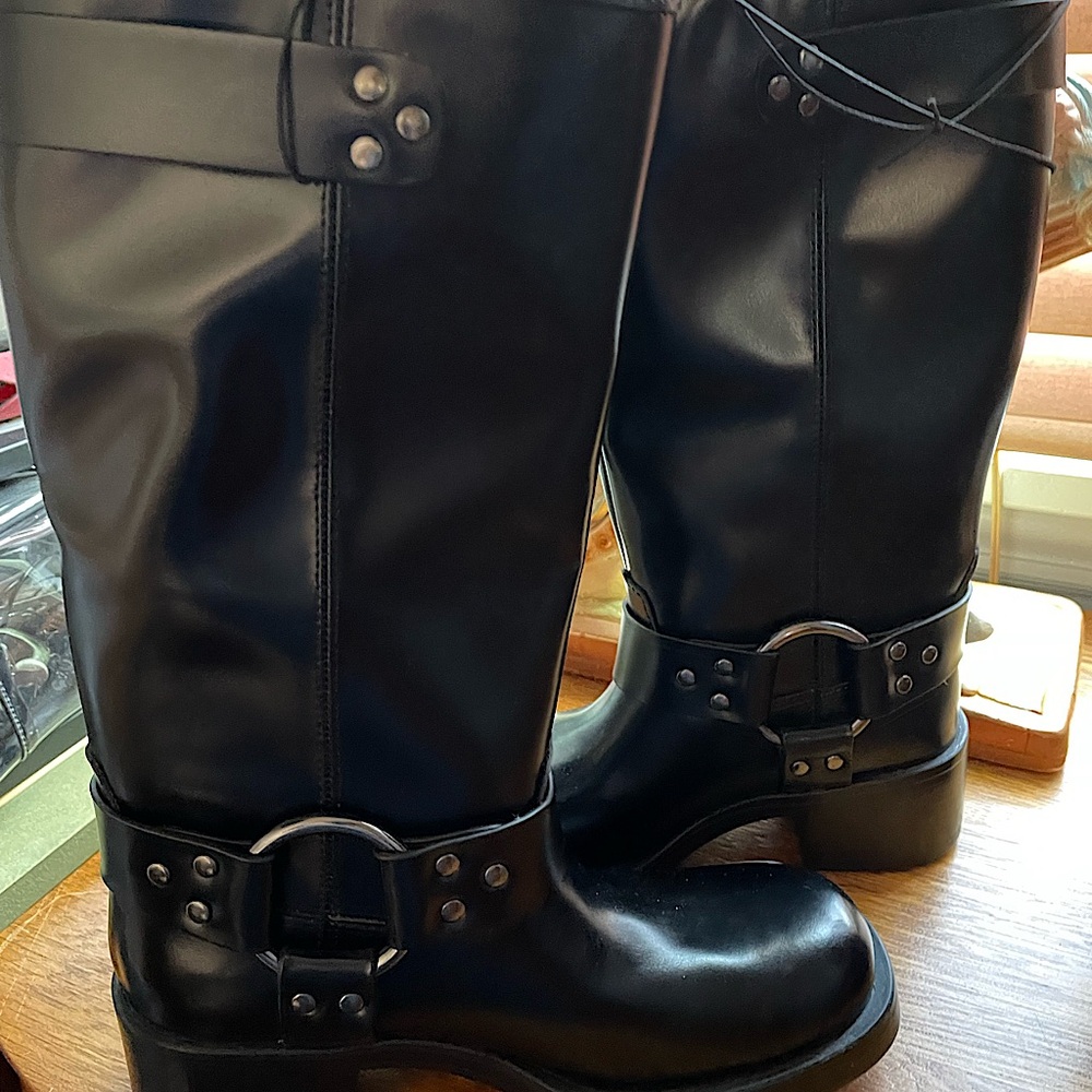 Black engineer boots brand new. These are not leather, so priced accordingly.